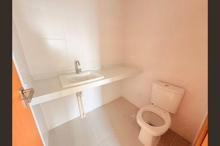 Apartamento à venda com 95m², 2 quartos e 2 vagasBanheiro Social