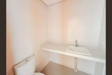 Apartamento à venda com 95m², 2 quartos e 2 vagasBanheiro da Suíte