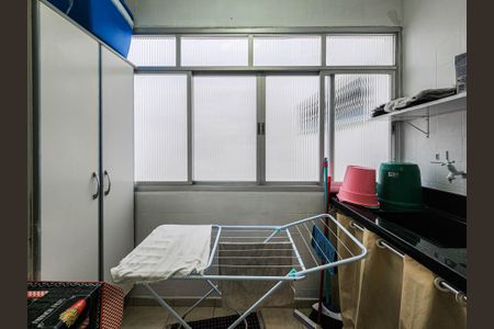 Apartamento para alugar com 102m², 2 quartos e 1 vagaÁrea de Serviço