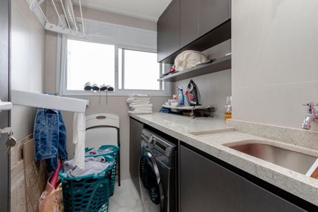 Apartamento à venda com 136m², 3 quartos e 2 vagas Apartamento à venda com 136m², 3 quartos e 2 vagasÁrea de Serviço