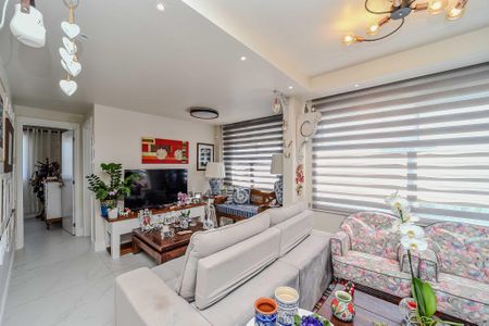 Sala de apartamento à venda com 2 quartos, 67m² em Passo D’areia, Porto Alegre