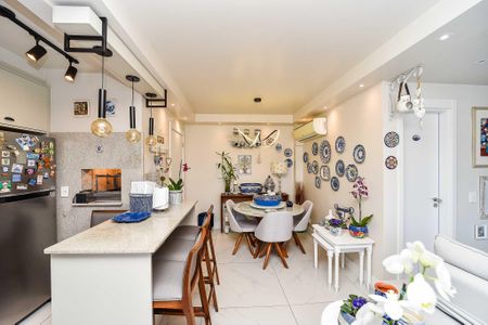 Apartamento à venda com 67m², 2 quartos e 1 vaga Apartamento à venda com 67m², 2 quartos e 1 vagaSala