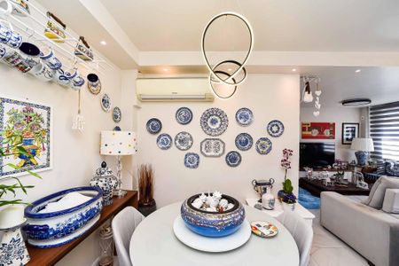 Apartamento à venda com 67m², 2 quartos e 1 vaga Apartamento à venda com 67m², 2 quartos e 1 vagaSala