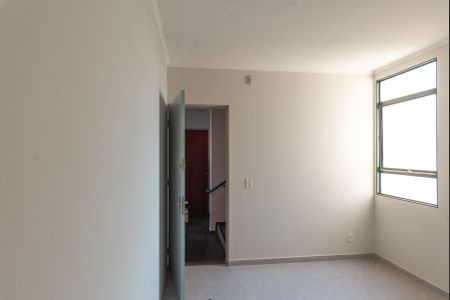 Sala de apartamento para alugar com 2 quartos, 44m² em Parque São Jorge, Campinas
