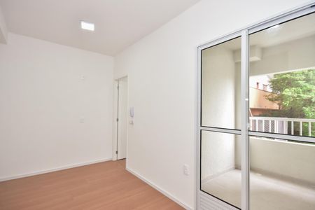 Sala de apartamento para alugar com 2 quartos, 33m² em Jardim Monte Kemel, São Paulo