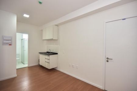 Sala de apartamento para alugar com 2 quartos, 33m² em Jardim Monte Kemel, São Paulo