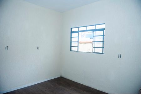 Sala de casa para alugar com 1 quarto, 60m² em Jardim Altos de Itaqua, Itaquaquecetuba