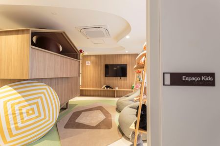 Studio à venda com 42m², 1 quarto e 1 vaga Studio à venda com 42m², 1 quarto e 1 vagaBrinquedoteca