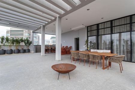 Studio à venda com 42m², 1 quarto e 1 vaga Studio à venda com 42m², 1 quarto e 1 vagaÁrea comum - Churrasqueira