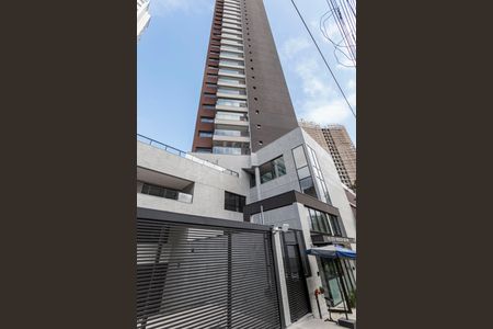 Studio à venda com 42m², 1 quarto e 1 vaga Studio à venda com 42m², 1 quarto e 1 vagaFachada