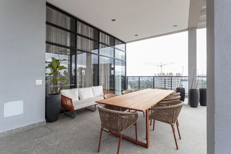 Studio à venda com 42m², 1 quarto e 1 vaga Studio à venda com 42m², 1 quarto e 1 vagaÁrea comum - Churrasqueira