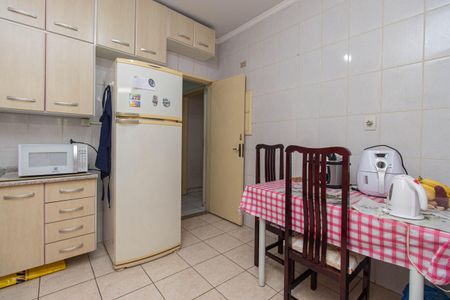 Apartamento à venda com 74m², 2 quartos e 1 vaga Apartamento à venda com 74m², 2 quartos e 1 vagaCozinha