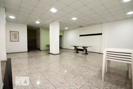 Apartamento à venda com 74m², 2 quartos e 1 vaga Apartamento à venda com 74m², 2 quartos e 1 vagaÁrea comum