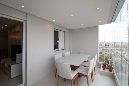 Apartamento à venda com 92m², 3 quartos e 2 vagasVaranda