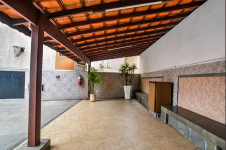 Apartamento à venda com 85m², 2 quartos e 1 vaga Apartamento à venda com 85m², 2 quartos e 1 vagaÁrea comum - Churrasqueira