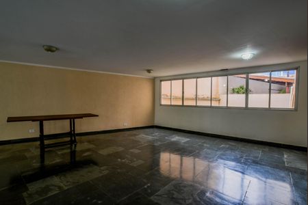 Apartamento à venda com 85m², 2 quartos e 1 vaga Apartamento à venda com 85m², 2 quartos e 1 vagaÁrea comum - Salão de festas