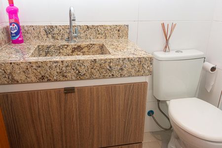Banheiro de kitnet/studio à venda com 1 quarto, 29m² em Jardim Anhanguera, São Paulo