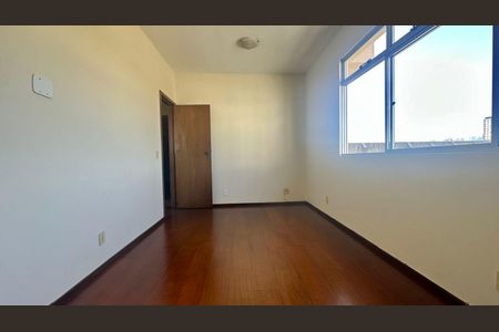 Sala  de apartamento à venda com 2 quartos, 51m² em Padre Eustáquio, Belo Horizonte