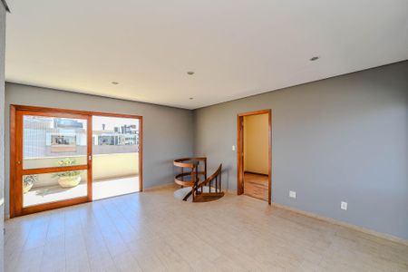 Apartamento à venda com 191m², 3 quartos e 2 vagas Apartamento à venda com 191m², 3 quartos e 2 vagasCobertura