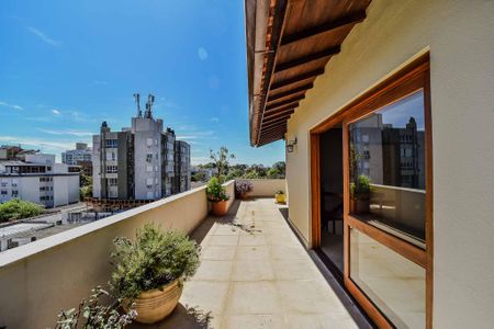 Apartamento à venda com 191m², 3 quartos e 2 vagas Apartamento à venda com 191m², 3 quartos e 2 vagasTerraço