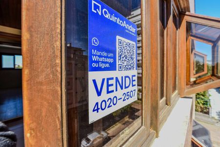 Apartamento à venda com 191m², 3 quartos e 2 vagas Apartamento à venda com 191m², 3 quartos e 2 vagasPlaquinha