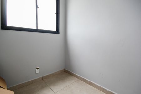 Quarto 1 de apartamento para alugar com 2 quartos, 44m² em Vila Albertina, São Paulo