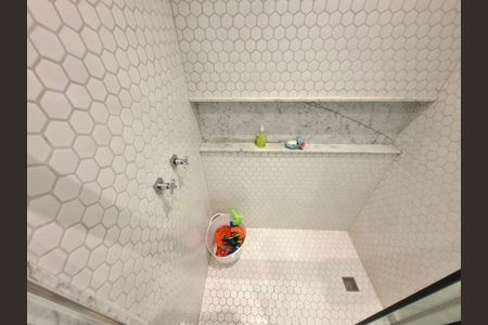 Apartamento à venda com 234m², 3 quartos e 1 vagaBanheiro da Suíte 2