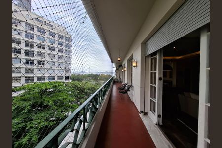 Apartamento à venda com 234m², 3 quartos e 1 vagaVaranda