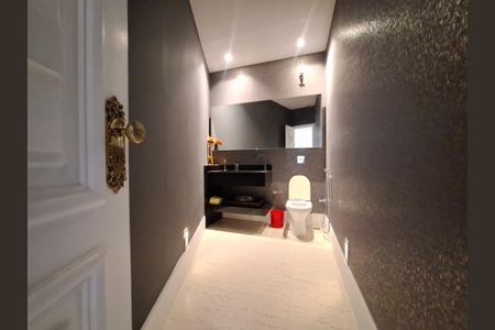 Apartamento à venda com 234m², 3 quartos e 1 vagaLavabo