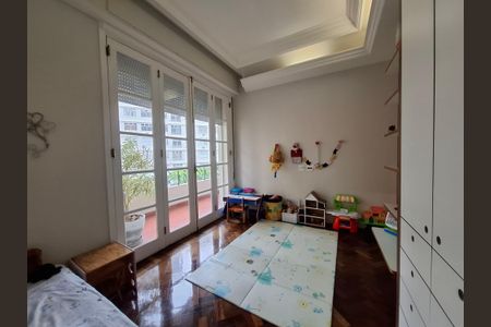 Apartamento à venda com 234m², 3 quartos e 1 vagaSuíte 3