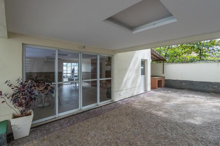 Apartamento à venda com 60m², 2 quartos e 1 vaga Apartamento à venda com 60m², 2 quartos e 1 vagaÁrea comum - Salão de festas
