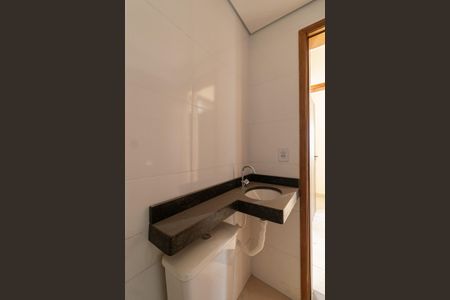 Apartamento à venda com 46m², 2 quartos e 1 vaga Apartamento à venda com 46m², 2 quartos e 1 vagaBanheiro