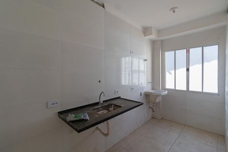 Apartamento à venda com 46m², 2 quartos e 1 vaga Apartamento à venda com 46m², 2 quartos e 1 vagaCozinha e Área de Serviço