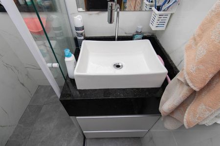 Apartamento à venda com 42m², 2 quartos e sem vagaBanheiro