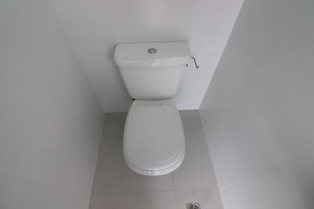 Casa de condomínio à venda com 106m², 3 quartos e 1 vagaLavabo