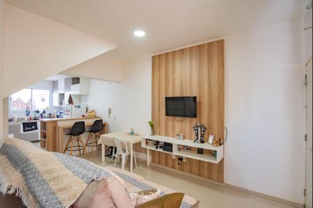 Casa de condomínio à venda com 80m², 2 quartos e 2 vagas Casa de condomínio à venda com 80m², 2 quartos e 2 vagasSala