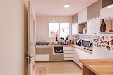 Casa de condomínio à venda com 80m², 2 quartos e 2 vagas Casa de condomínio à venda com 80m², 2 quartos e 2 vagasCozinha