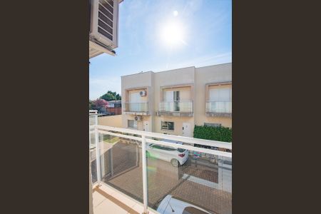 Casa de condomínio à venda com 80m², 2 quartos e 2 vagas Casa de condomínio à venda com 80m², 2 quartos e 2 vagasSacada do Quarto 1