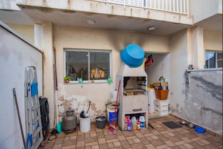 Casa de condomínio à venda com 80m², 2 quartos e 2 vagas Casa de condomínio à venda com 80m², 2 quartos e 2 vagasQuintal