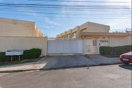 Casa de condomínio à venda com 80m², 2 quartos e 2 vagas Casa de condomínio à venda com 80m², 2 quartos e 2 vagasFachada do Prédio