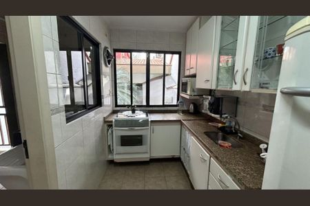 Casa à venda com 3 quartos, 130m² em Vila Carrão, São Paulo