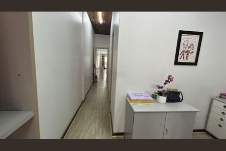 Casa à venda com 3 quartos, 130m² em Vila Carrão, São Paulo