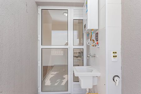 Apartamento para alugar com 42m², 2 quartos e 1 vagaÁrea de Serviço