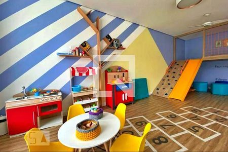 Apartamento à venda com 250m², 4 quartos e 4 vagas Apartamento à venda com 250m², 4 quartos e 4 vagasBrinquedoteca