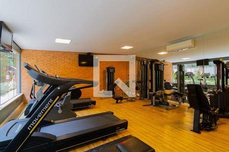 Apartamento à venda com 250m², 4 quartos e 4 vagas Apartamento à venda com 250m², 4 quartos e 4 vagasÁrea comum - Academia