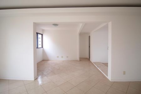 Sala de apartamento para alugar com 3 quartos, 86m² em Pinheiros, São Paulo