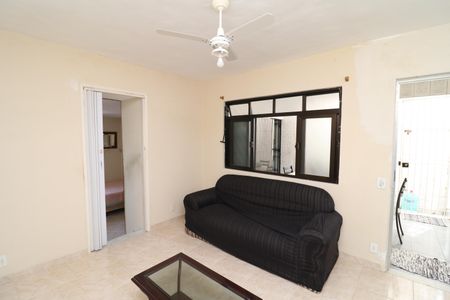 Sala de casa para alugar com 3 quartos, 90m² em Jardim Carioca, Rio de Janeiro