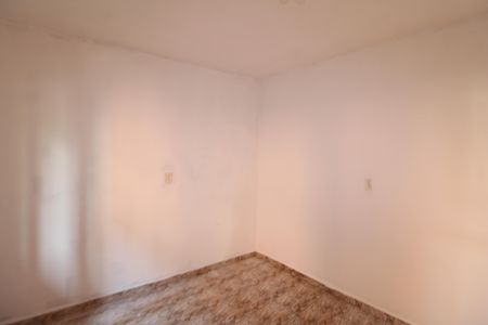 Quarto 1 de casa para alugar com 1 quarto, 72m² em Jardim Cecy, São Paulo