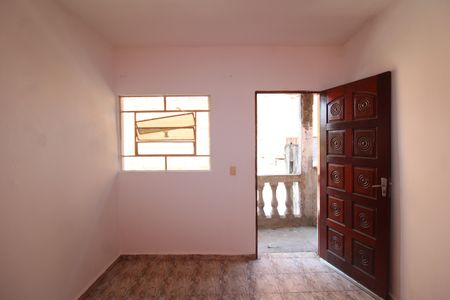 Sala de casa para alugar com 1 quarto, 72m² em Jardim Cecy, São Paulo