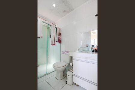 Apartamento à venda com 86m², 2 quartos e 2 vagas Apartamento à venda com 86m², 2 quartos e 2 vagasBanheiro da Suíte